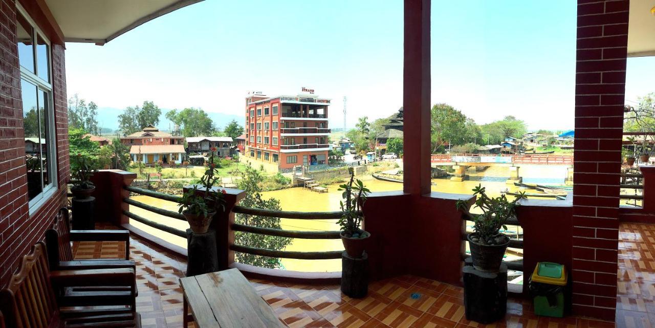 Inle Star * Nyaung Shwe